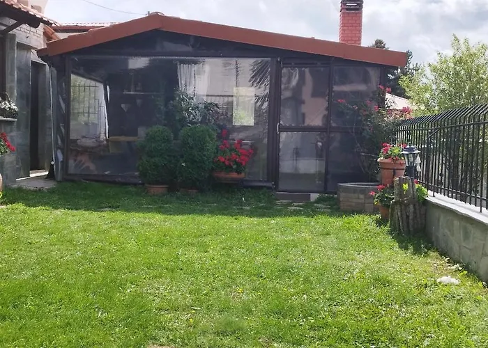 Selikalpakishouse Nyaraló *